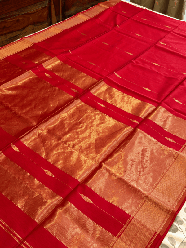 red Maheshwari Aachal