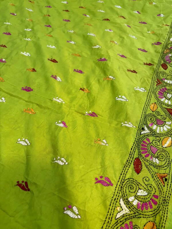 Parrot Green Kathan Stitch - Border