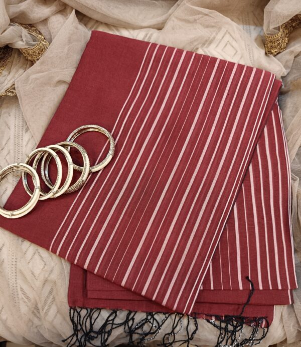 maroon cotton saree white horizontal stripes detail