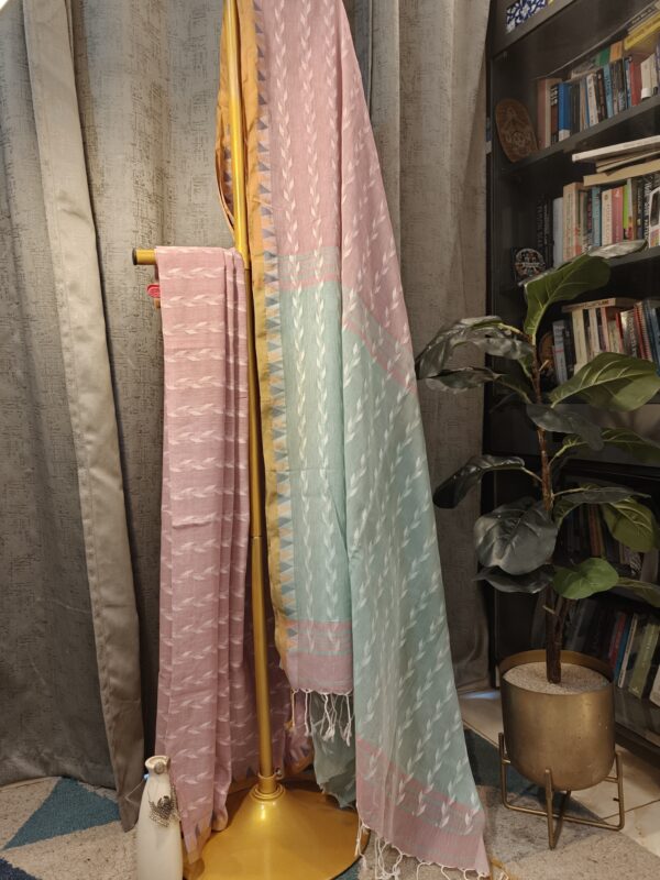 pastel green-pink cotton handloom saree dual tone